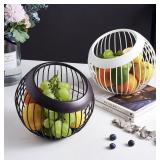 WHITE FRUIT AND VEGETABLE BASKET