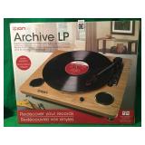 ION -ARCHIVE LP DIGITAL CONVERSION TURNTABLE W/