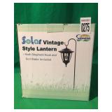 SOLAR VINTAGE STYLE LANTERN