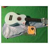 STRONG WIND UKELELE