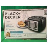 BLACK &DECKER 4-SLICE TOASTER