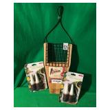 ASSORTED GARDEN ITEMS