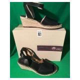CLANKS WOMANS SHOES 6.5