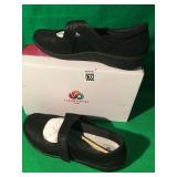 CLOUDSTEPPERS WOMANS SHOES 9.5