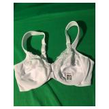 FEMALE TOP 36 C
