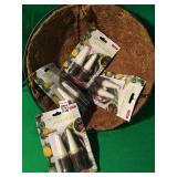 ASSORTED GARDEN ITEMS