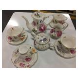ASSORTED CUPS