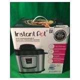 INSTANT POT 6IN1 PROGRAMMABLE PRESSURE COOKER