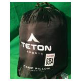 TETON SPORTS CAMP PILLOW