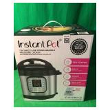 INSTANT POT 7IN1 PROGRAMMABLE PRESSURE COOKER