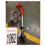 BLACK&DECKER - WEED WACKER (NO BATTERY)