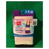 HANES PANTIES (LARGE) HANES PANTIES (LARGE)