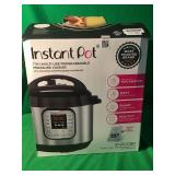 INSTANT POT -7IN1 PROGRAMMABLE PRESSURE COOKER INSTANT POT -7IN1 PROGRAMMABLE PRESSURE COOKER