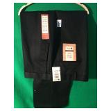 HAGGAR CLOTHING PANTS (42X29) HAGGAR CLOTHING PANTS (42X29)