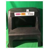 RUBBERMAID - PEDDAL LADDER RUBBERMAID - PEDDAL LADDER