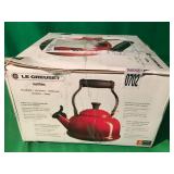 LE CREUSET KETTLE LE CREUSET KETTLE