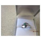 LADIES 14K WHITE GOLD DIAMOND AND EMERALD RING