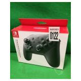 NINTENDO SWITCH PRO CONTROLLER