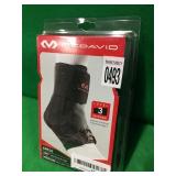 MCDAVID ANKLE BRACE W/ SRAPS