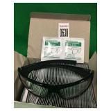 EYEGLASS AND LENS CLEANING TOWELLETE