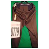 HAGGAR PANTS 40X32