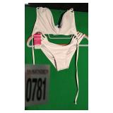 2 PIECE SWIMSUIT MEDIUM