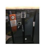 FLOOR LAMP WITH CHARGING STATION