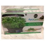 AERO GARDEN-SMART COUNTERTOP GARDEN