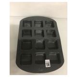 |WILTON BAKING PAN