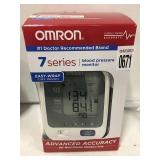 OMRON 7 SERIES BLODD PRESSURE MONITOR