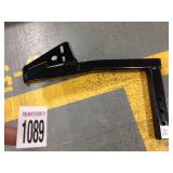 CURT SPARE TIRE MOUNT