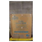 REGALO FLEXI EXTRA WIDE WALK THROUGH SAFETY