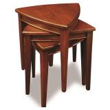 FAVORITE FINDS 3-PIECE STACKING TABLE SET FAVORITE FINDS 3-PIECE STACKING TABLE SET