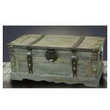 LARGE WOODEN STORAGE TRUNK LARGE WOODEN STORAGE TRUNK