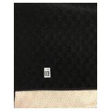 AREA RUG *NO SIZE*