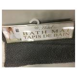 BATH MAT 20 X 30' BATH MAT 20 X 30'