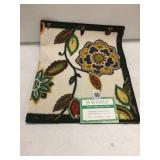 WAVERLY WASHABLE ACCENT RUG 18 IN X 30 IN WAVERLY WASHABLE ACCENT RUG 18 IN X 30 IN