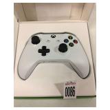 XBOX WIRELESS CONTROLLER