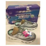 SKECHERS D LITES SZ 9.5