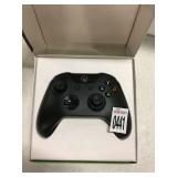 XBOX WIRELESS CONTROLLER