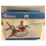 INFLATABLE UNICORN PARTY TUBE