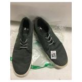UNDER ARMOUR MENS SHOES US 11 (USED)