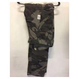 WRANGLER MENS CAMO PANTS, SIZE 36X36; DAMAGED BELT