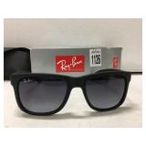 RAY-BAN SUNGLASSES (IN SHOWCASE)