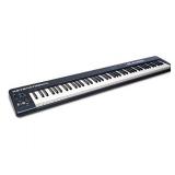 M-AUDIO KEYSTATION 88 PIANO STYLE MIDI CONTROLLER