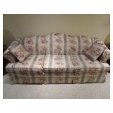 SOFA - FLORAL UPH. SOFA - FLORAL UPH.