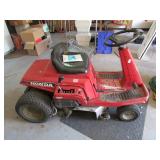 HONDA RIDING LAWNMOWER - HT-R3009 - RUNNING HONDA RIDING LAWNMOWER - HT-R3009 - RUNNING