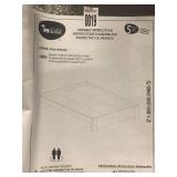 SOUTH SHORE QUEEN PLATFORM BED (60') ON LEGS SOUTH SHORE QUEEN PLATFORM BED (60') ON LEGS