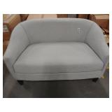 LOVESEAT LOVESEAT