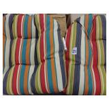 2-PIECE SEAT CUSHION 2-PIECE SEAT CUSHION
